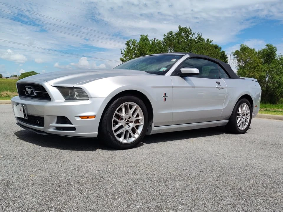 2014 Ford S197 Mustang - Image 3 of 20