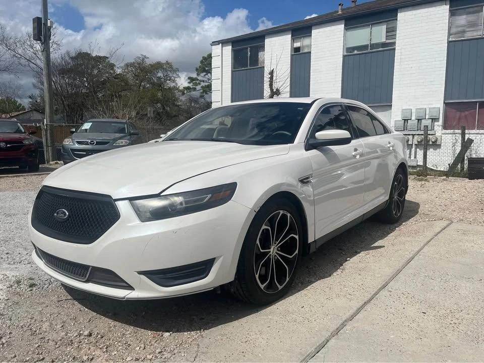 2014 Ford Taurus 6th Gen - Image 3 of 16