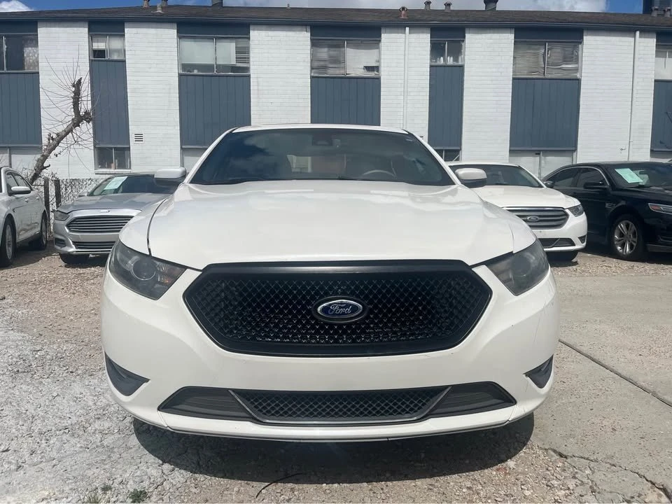 2014 Ford Taurus 6th Gen - Image 2 of 16