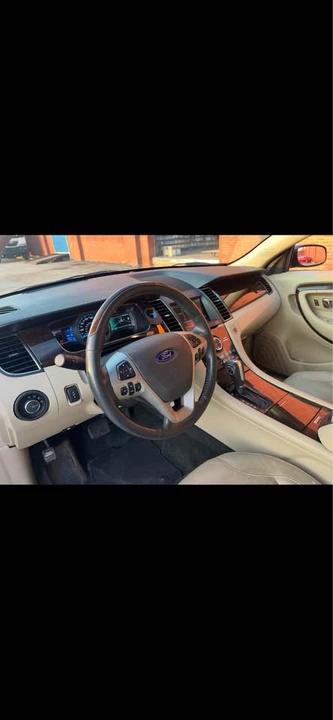 2014 Ford Taurus 6th Gen - Image 8 of 19