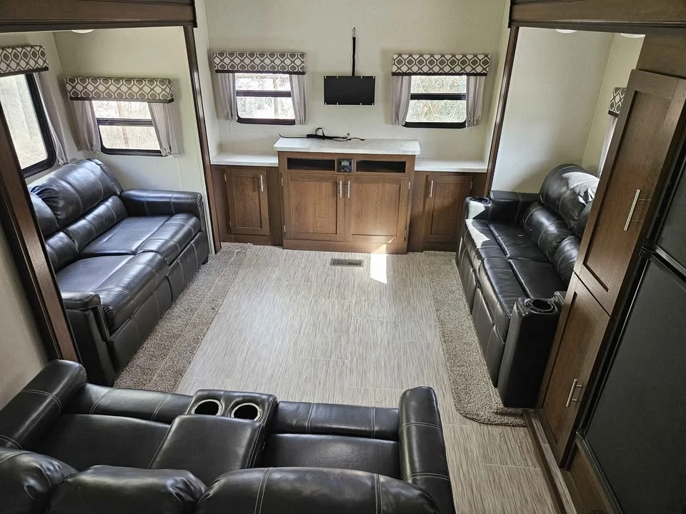 2014 Forest River - Image 10 of 13