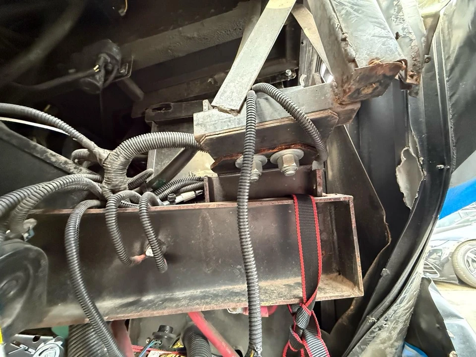 2014 Freightliner - Image 14 of 21
