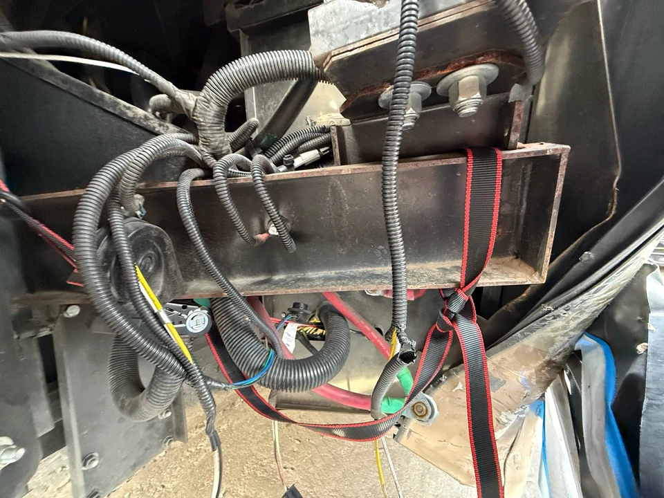 2014 Freightliner - Image 13 of 21