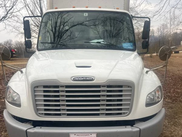 2014 Freightliner - Image 4 of 8