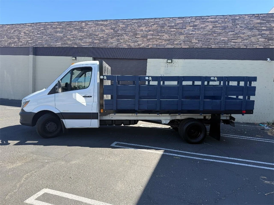2014 Freightliner - Image 4 of 18
