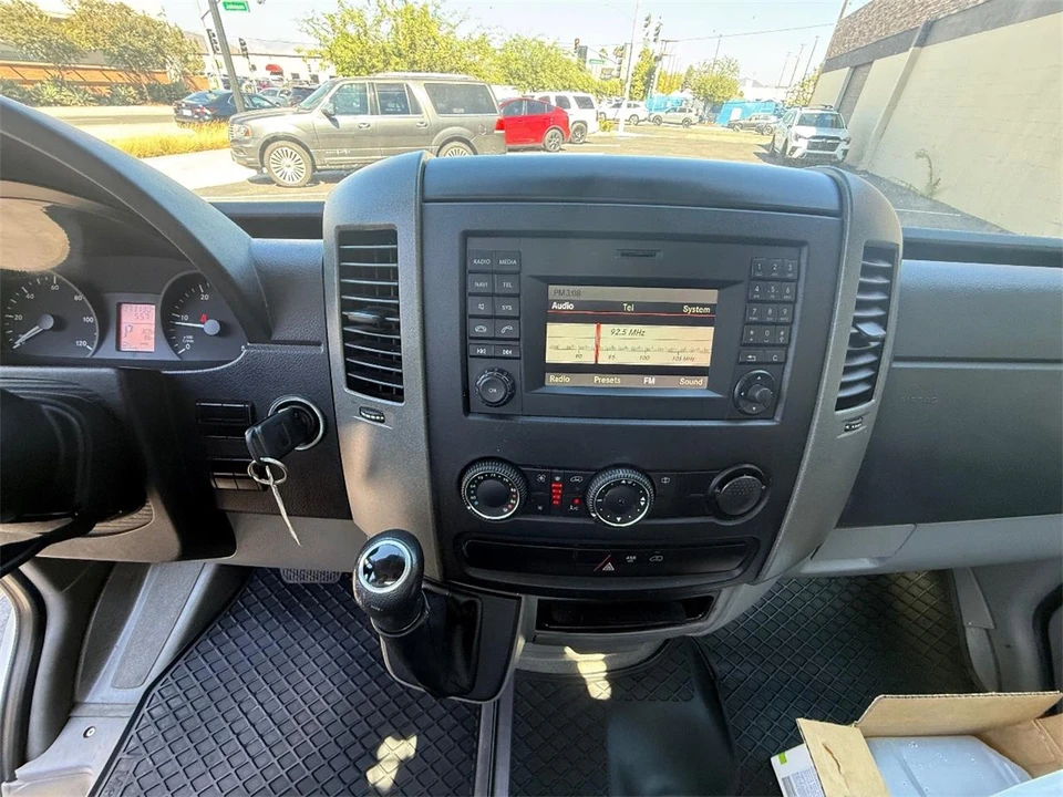 2014 Freightliner - Image 16 of 18