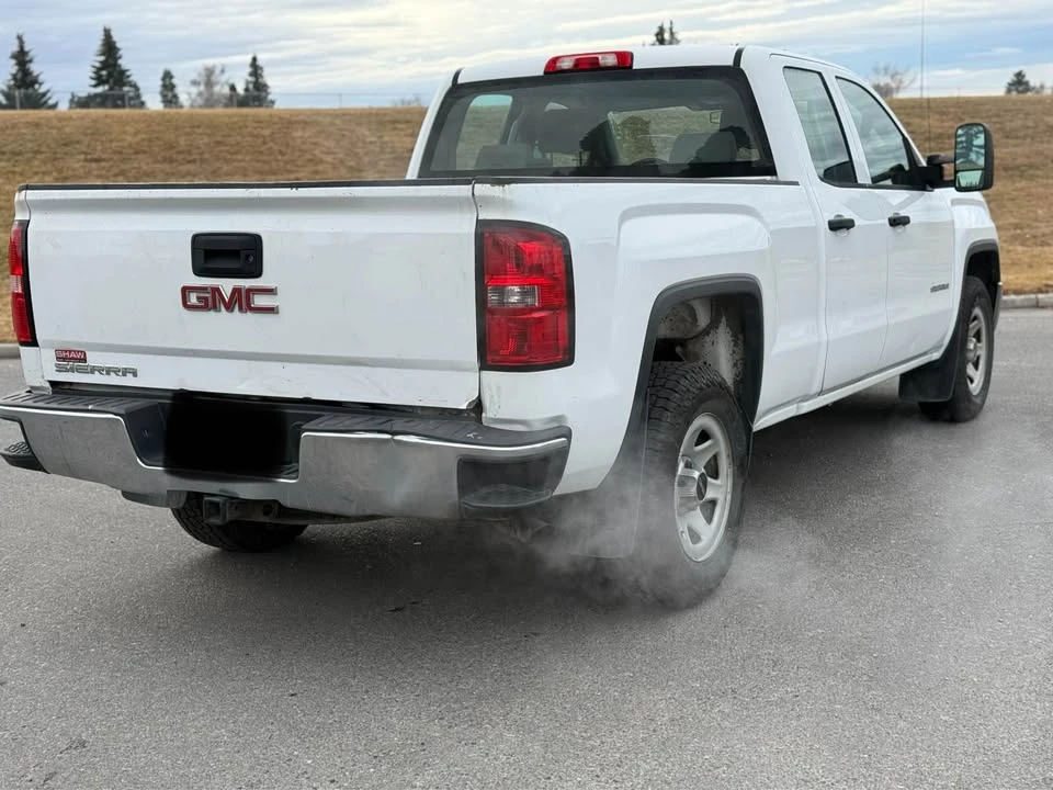 2014 GMC Sierra 4th Gen - Image 4 of 9