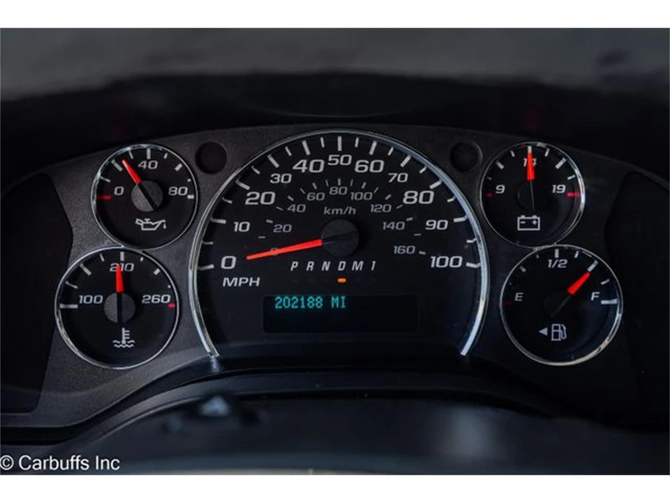 2014 GMC Savana - Image 16 of 27