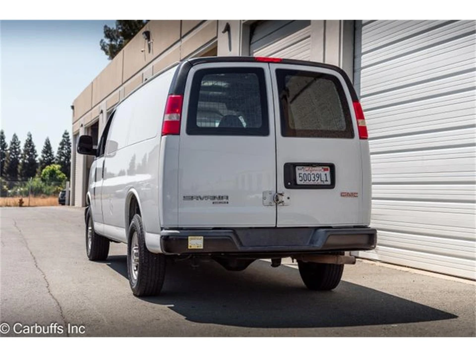 2014 GMC Savana - Image 5 of 27