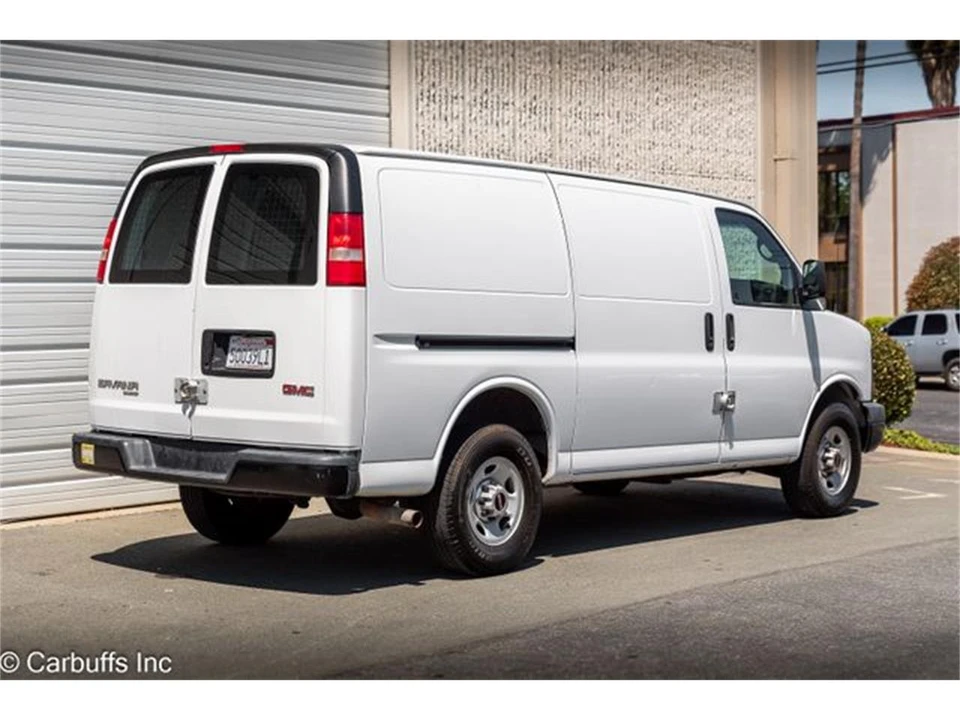 2014 GMC Savana - Image 7 of 27