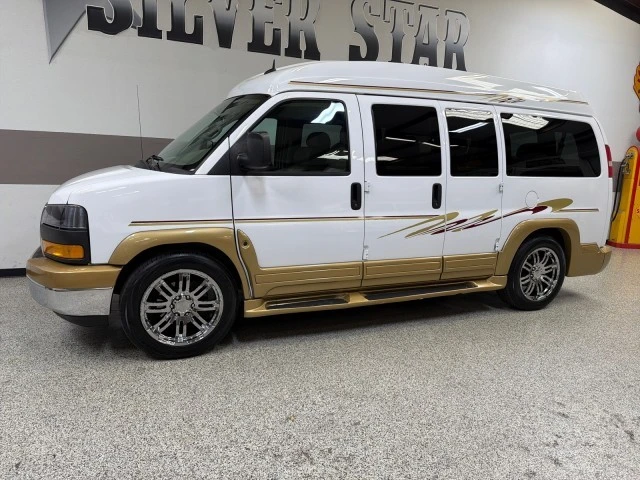 2014 GMC Savana - Image 4 of 21