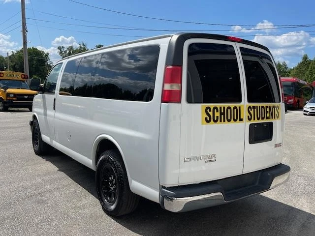 2014 GMC Savana - Image 3 of 12