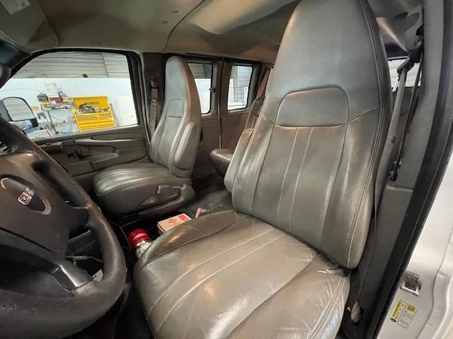 2014 GMC Savana - Image 12 of 12