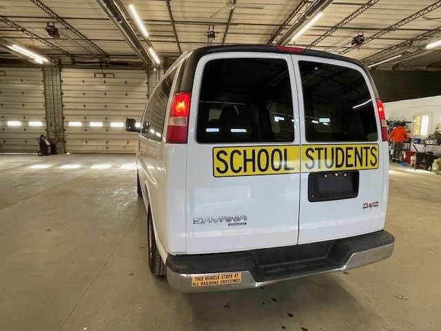 2014 GMC Savana - Image 3 of 12