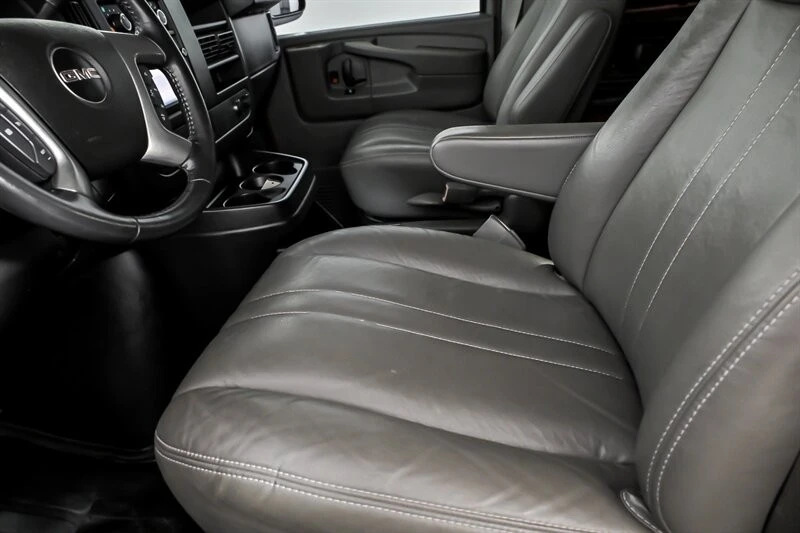 2014 GMC Savana - Image 16 of 21