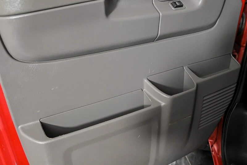2014 GMC Savana - Image 14 of 21