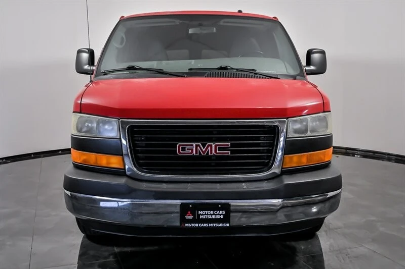 2014 GMC Savana - Image 4 of 21
