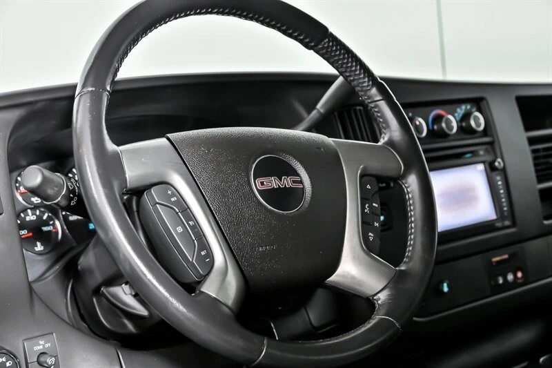 2014 GMC Savana - Image 18 of 21
