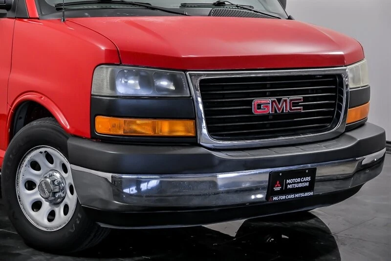 2014 GMC Savana - Image 2 of 21