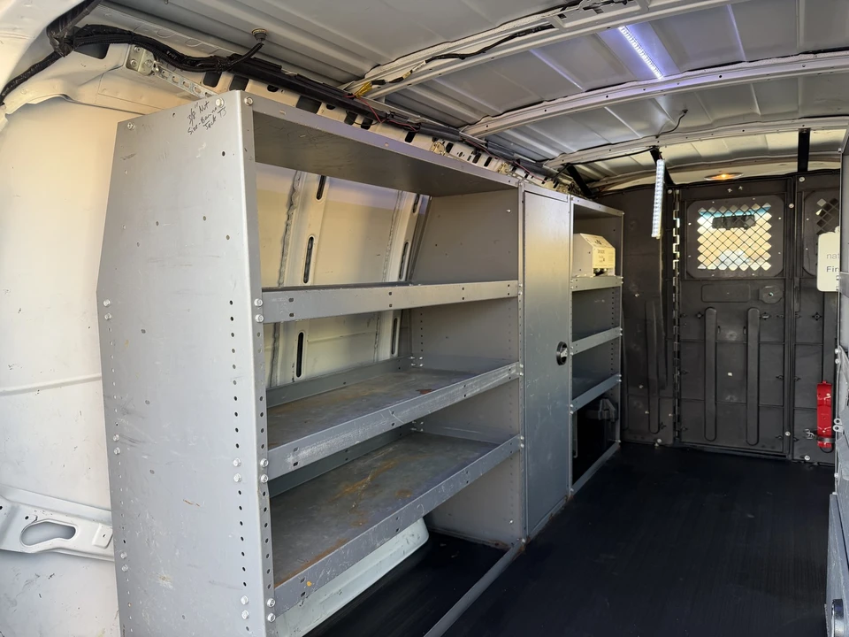 2014 GMC Savana - Image 21 of 21