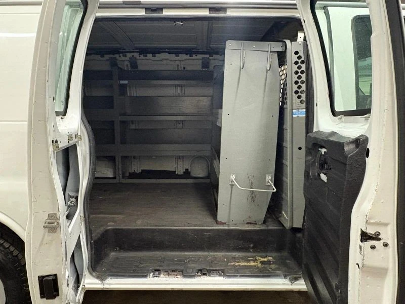 2014 GMC Savana - Image 11 of 12
