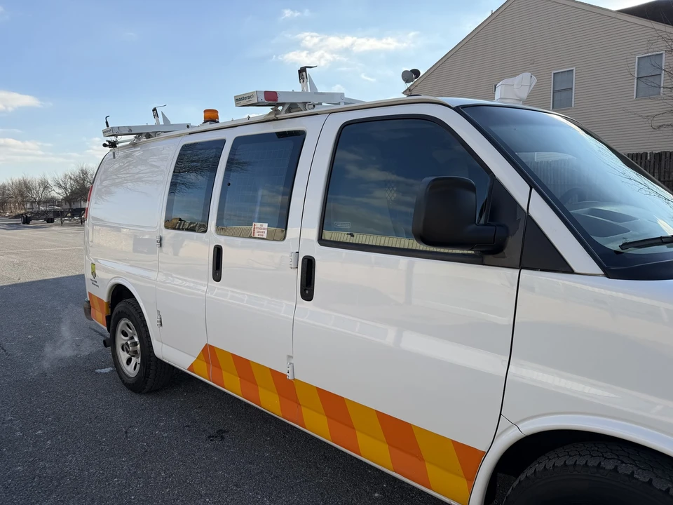 2014 GMC Savana - Image 7 of 21