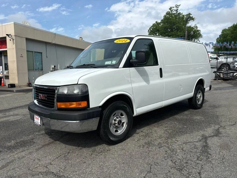 2014 GMC Savana - Image 3 of 12