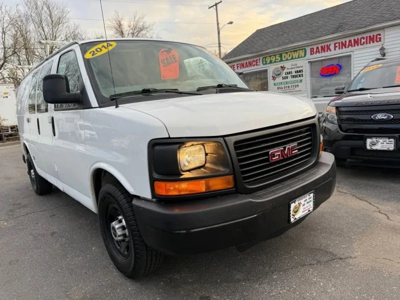 2014 GMC Savana - Image 4 of 12