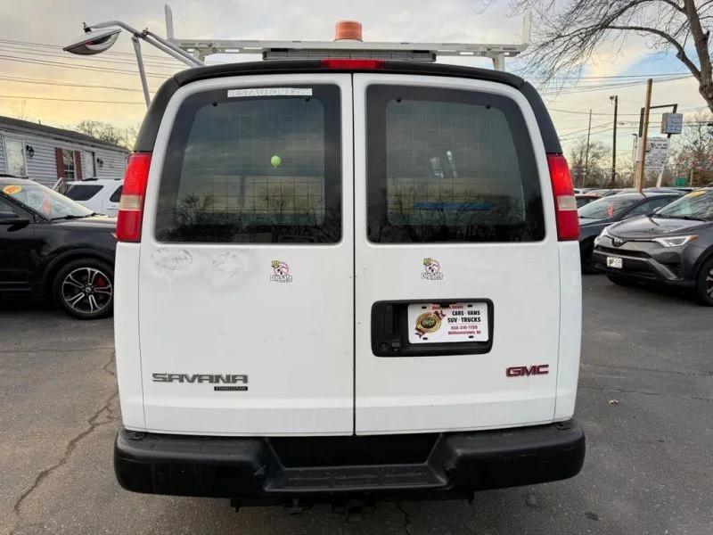 2014 GMC Savana - Image 7 of 12