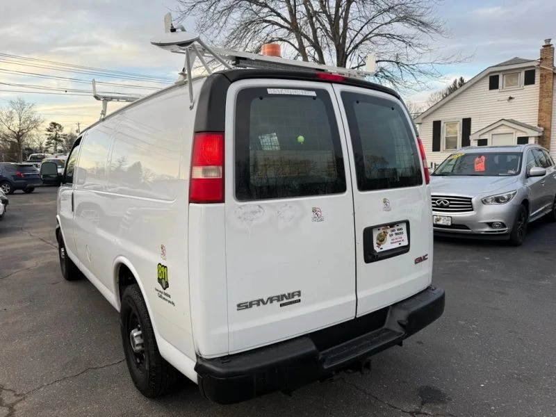 2014 GMC Savana - Image 2 of 12