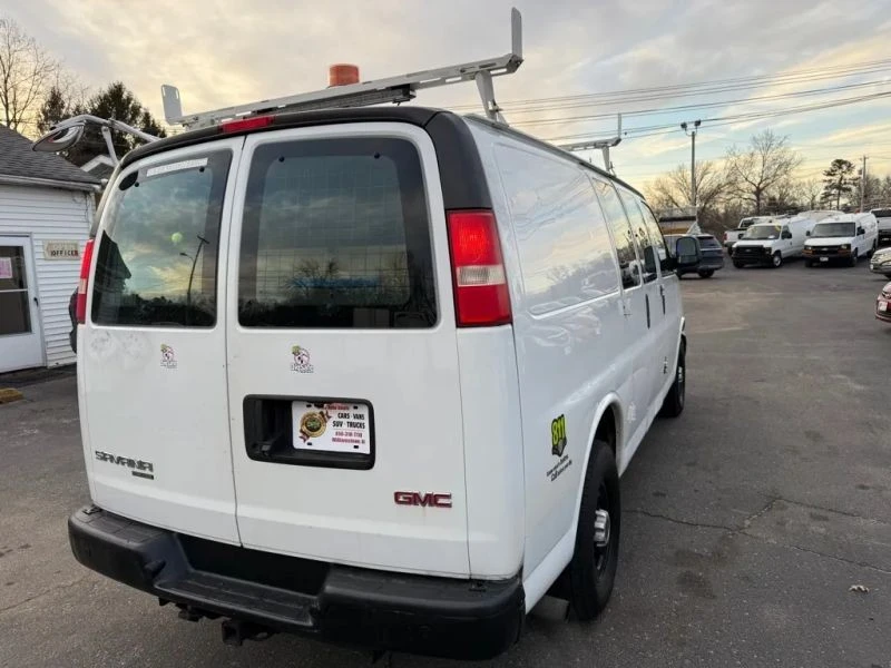 2014 GMC Savana - Image 3 of 12