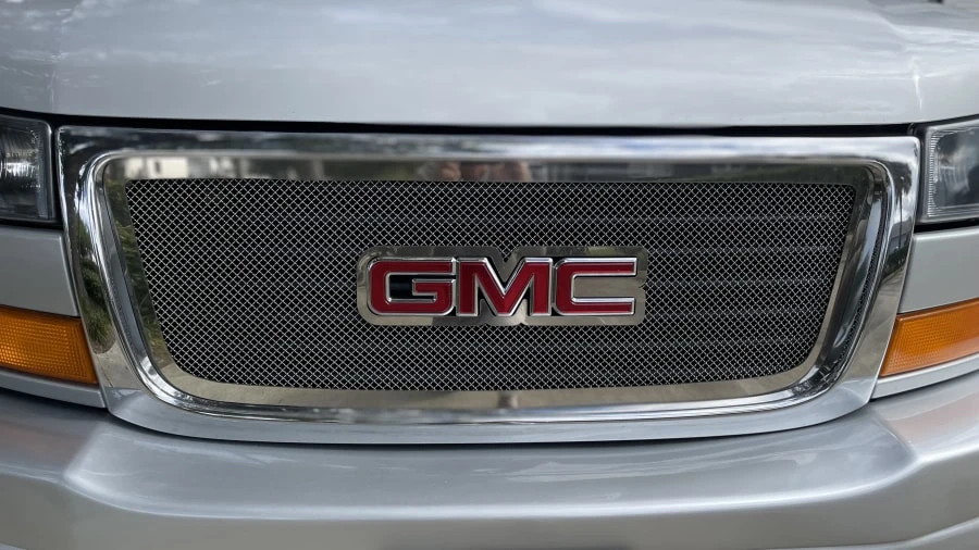 2014 GMC Savana - Image 16 of 29