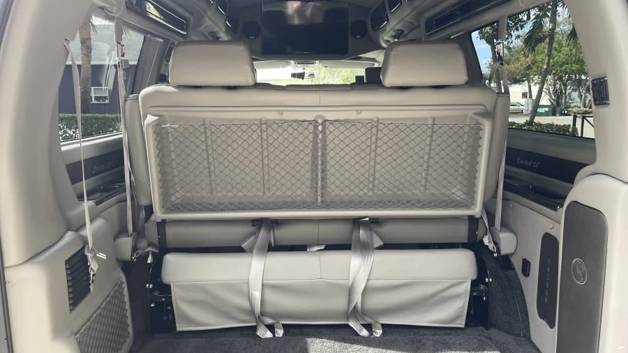 2014 GMC Savana - Image 21 of 29