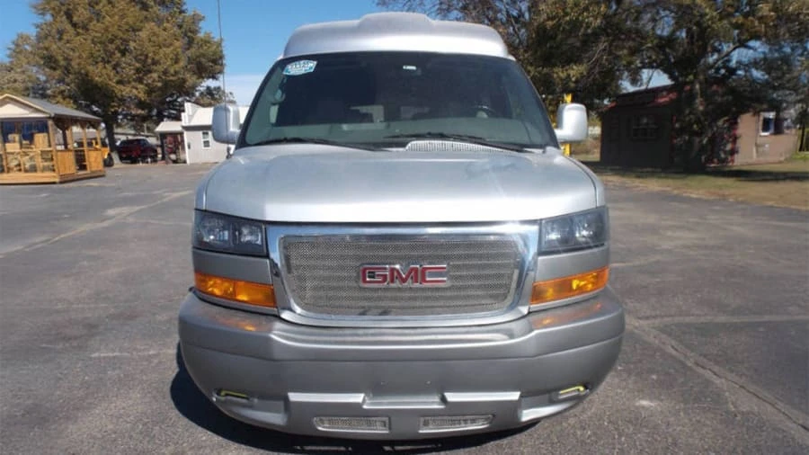 2014 GMC Savana - Image 4 of 24