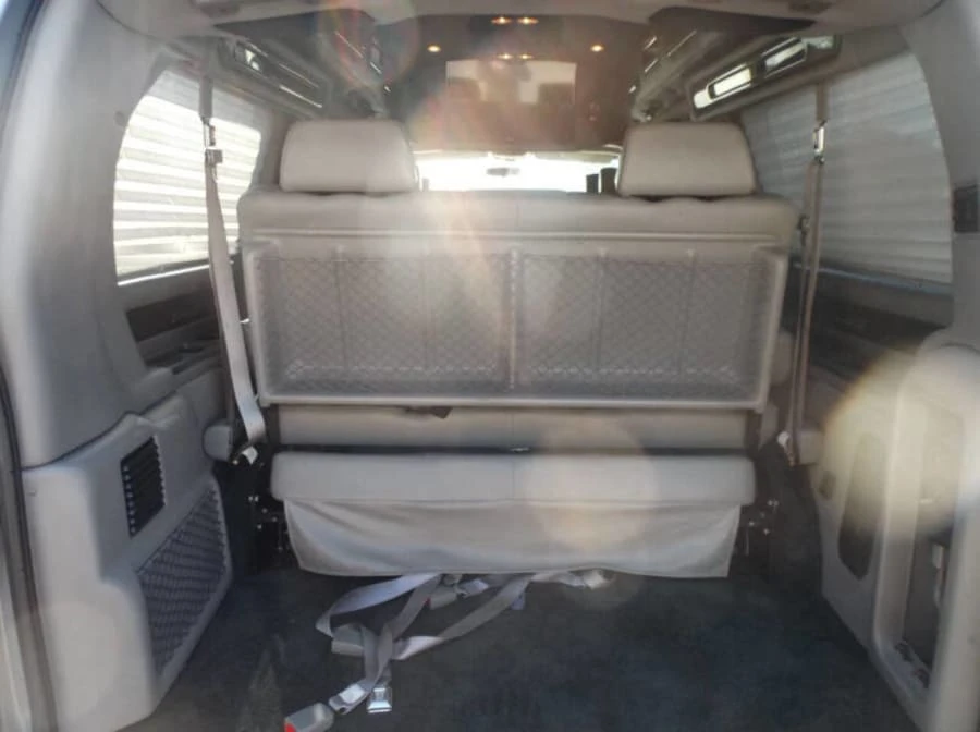 2014 GMC Savana - Image 15 of 24