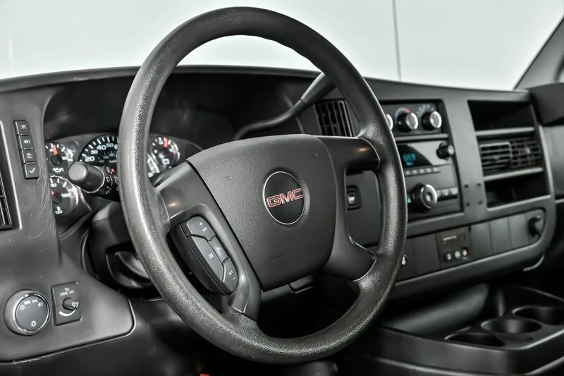 2014 GMC Savana - Image 19 of 21