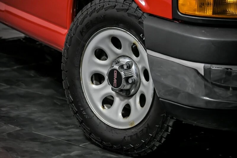 2014 GMC Savana - Image 3 of 21