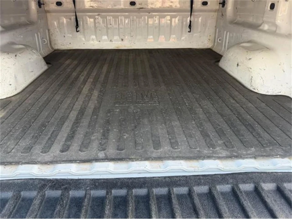 2014 GMC Sierra 4th Gen - Image 8 of 13
