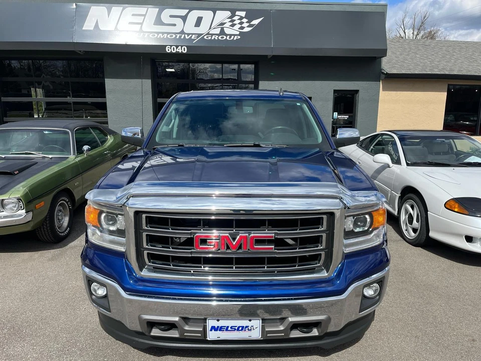 2014 GMC Sierra 4th Gen - Image 3 of 31