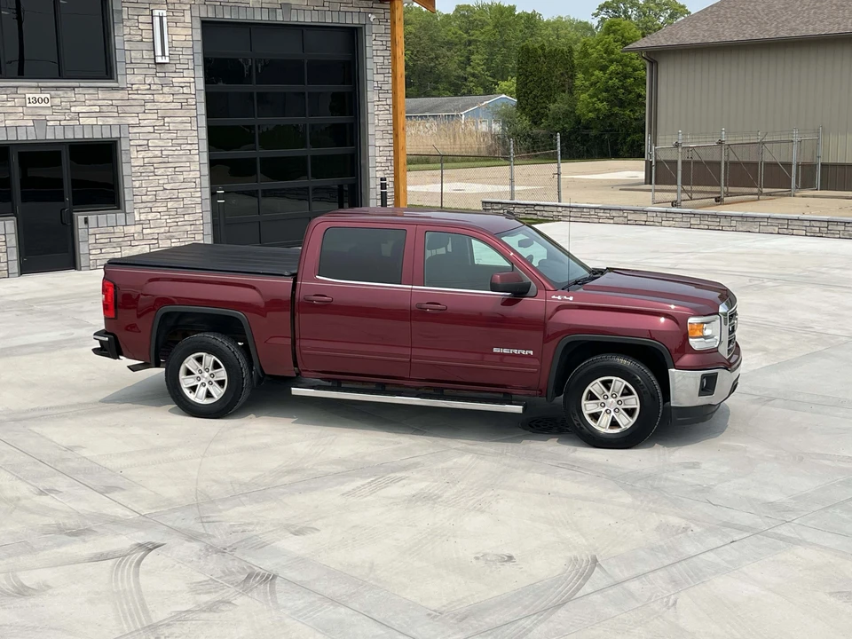 2014 GMC Sierra 4th Gen - Image 4 of 31