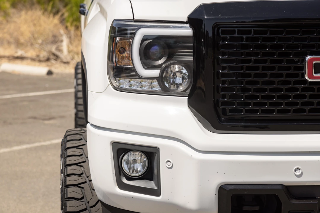 2014 GMC Sierra 4th Gen - Image 9 of 31
