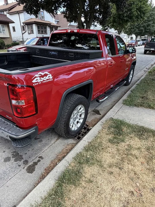 2014 GMC Sierra 4th Gen - Image 4 of 10