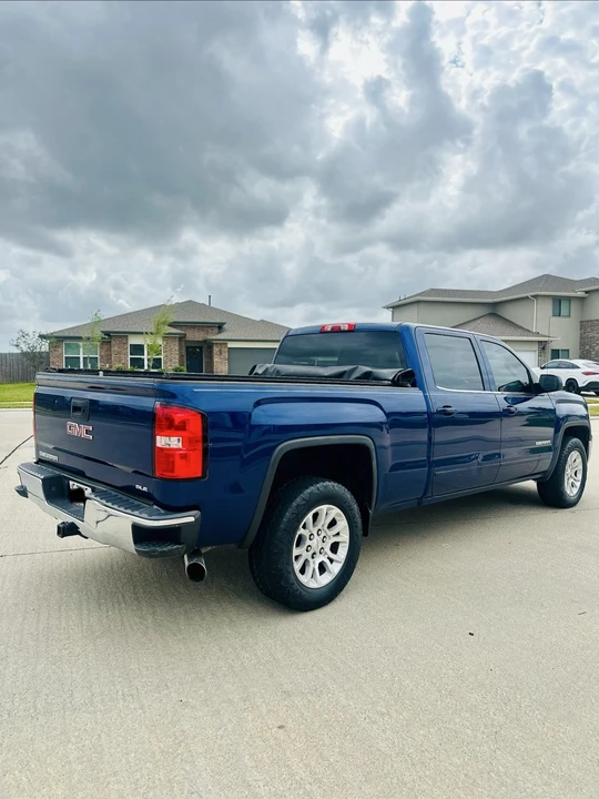 2014 GMC Sierra 4th Gen - Image 3 of 10