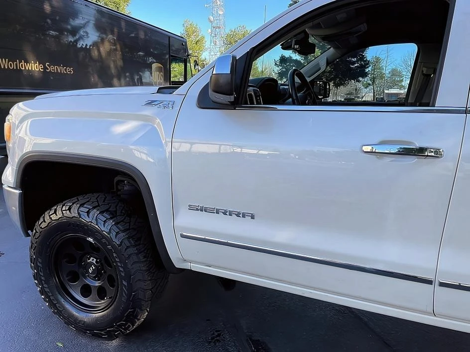 2014 GMC Sierra 4th Gen - Image 5 of 21