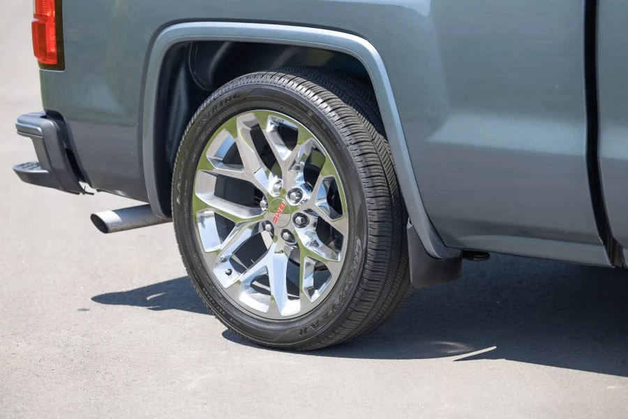 2014 GMC Sierra 4th Gen - Image 13 of 31