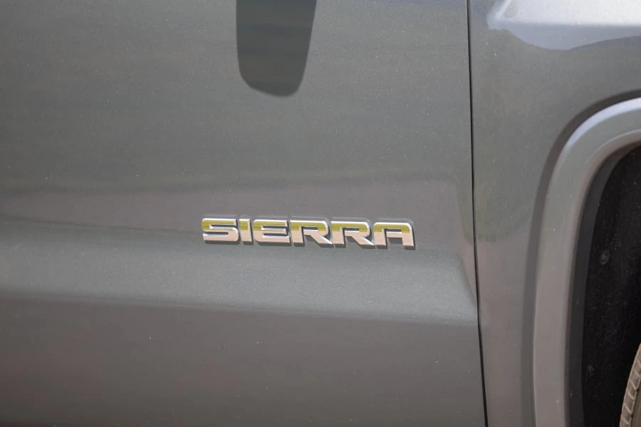 2014 GMC Sierra 4th Gen - Image 14 of 31