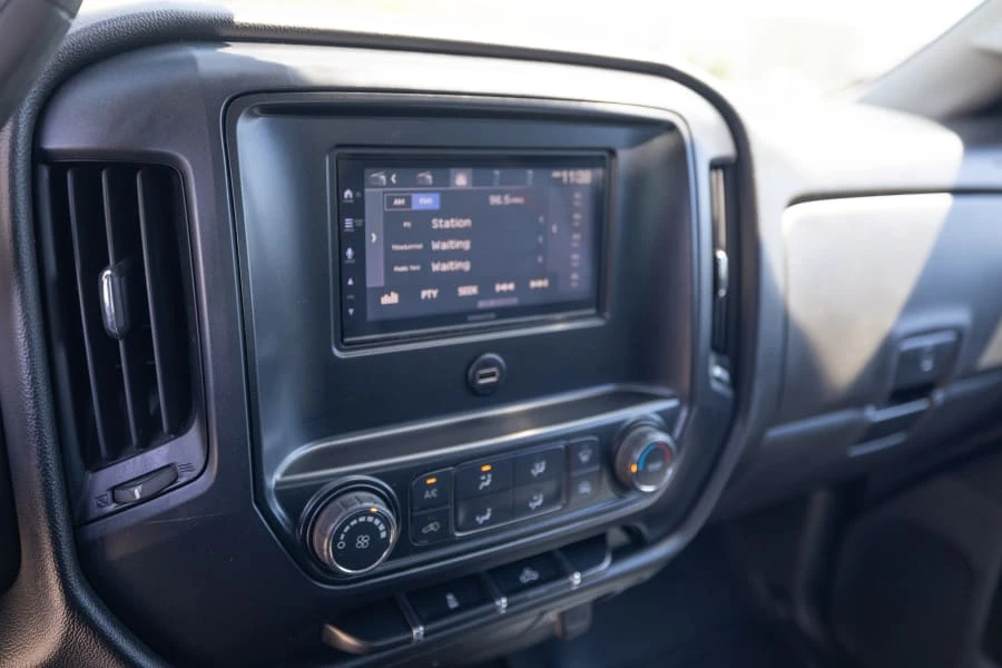 2014 GMC Sierra 4th Gen - Image 26 of 31