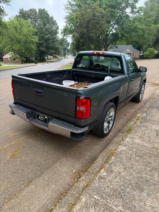 2014 GMC Sierra 4th Gen - Image 3 of 9