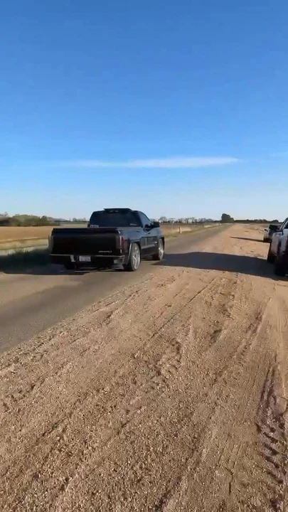 2014 GMC Sierra 4th Gen - Image 3 of 3
