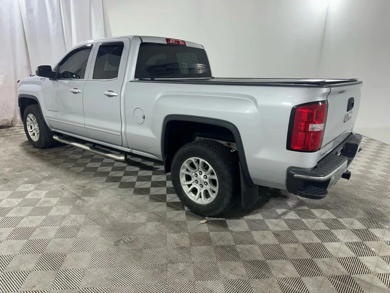 2014 GMC Sierra 4th Gen - Image 4 of 12
